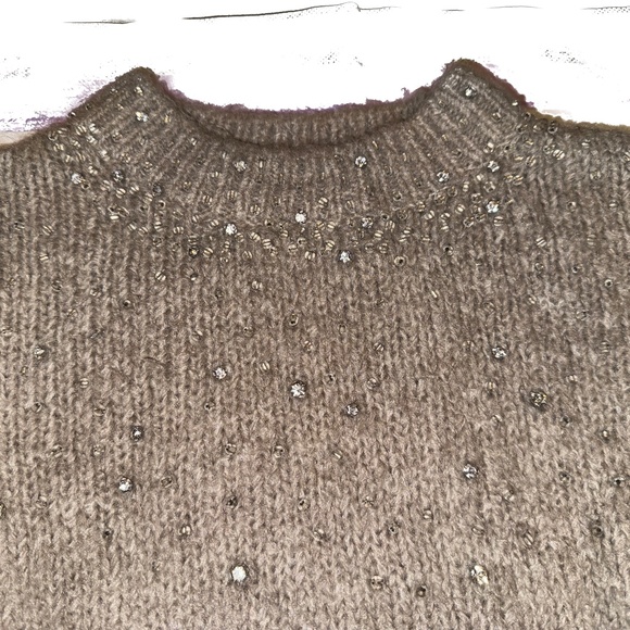 Zara long sleeved sequin embellished sweater Size M - Picture 3 of 4
